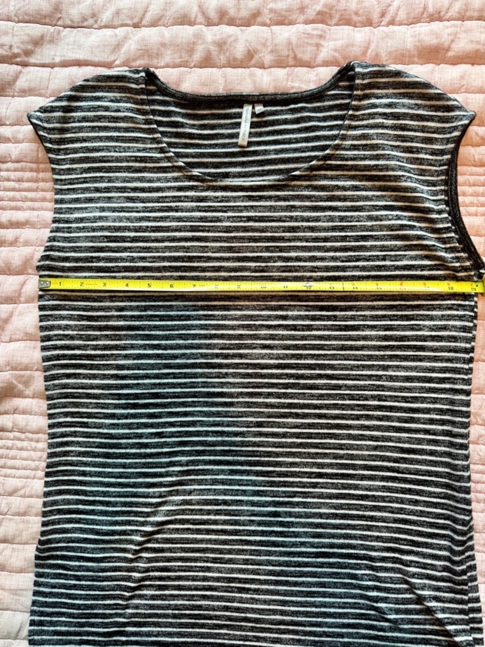 Banana Republic Black & White Striped Signature Tee | Size M - Picture 6 of 9